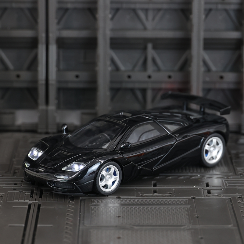 Model superkału McLaren F1 ze  – Decor Lighting Returns recenzja i cena